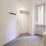 Rent a room of 150 m² in Segrate