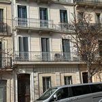 Appartement de 99 m² avec 4 chambre(s) en location à Toulon
