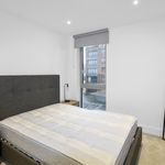 Rent 2 bedroom flat of 66 m² in London