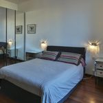 Rent 5 bedroom house of 193 m² in Nice