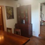 Affitto 3 camera casa di 170 m² in Modena