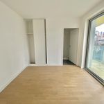 Rent 5 bedroom apartment of 103 m² in Suresnes