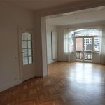 Appartement de 140 m² avec 3 chambre(s) en location à Etterbeek