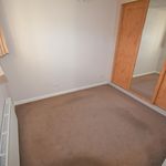 Rent 2 bedroom house in Huddersfield
