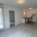 Rent 2 bedroom apartment of 40 m² in Viry-Châtillon