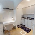 1 bedroom apartment of 312 sq. ft in Montréal