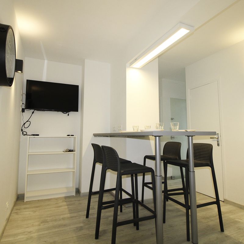 En location Appartement 5 pièces 88 m Montpellier