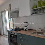 Affitto 3 camera casa di 80 m² in Messina