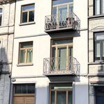 Rent 2 bedroom apartment of 77 m² in Etterbeek