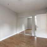 Appartement de 516 m² avec 1 chambre(s) en location à Toronto