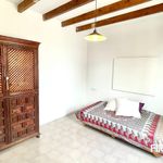 Rent 4 bedroom house of 256 m² in Calvià