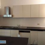 Affitto 4 camera appartamento di 120 m² in Genova