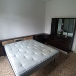 Affitto 3 camera appartamento di 112 m² in Bologna