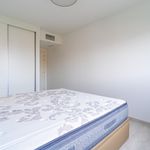 Rent 1 bedroom apartment of 75 m² in Alicante