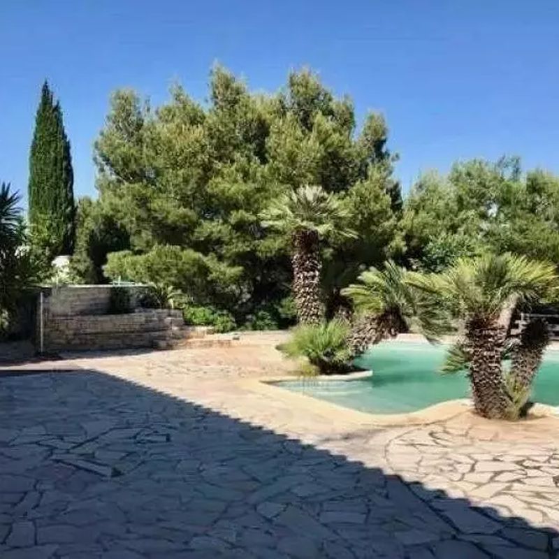 Rental house Cassis, 6 rooms, 4 bedrooms, 250 m², €4,980 / Month (Fees included)