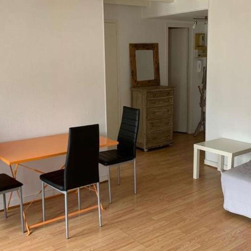 Location appartement 2 pièces 38 m² Poitiers (86000)