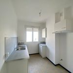 Rent 3 bedroom apartment of 71 m² in Toulon