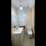 Rent 4 bedroom apartment of 95 m² in València