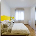 Rent a room of 78 m² in Milano