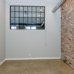Rent 1 bedroom apartment of 973 m² in Chicago