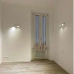 Affitto 1 camera casa di 65 m² in Milan