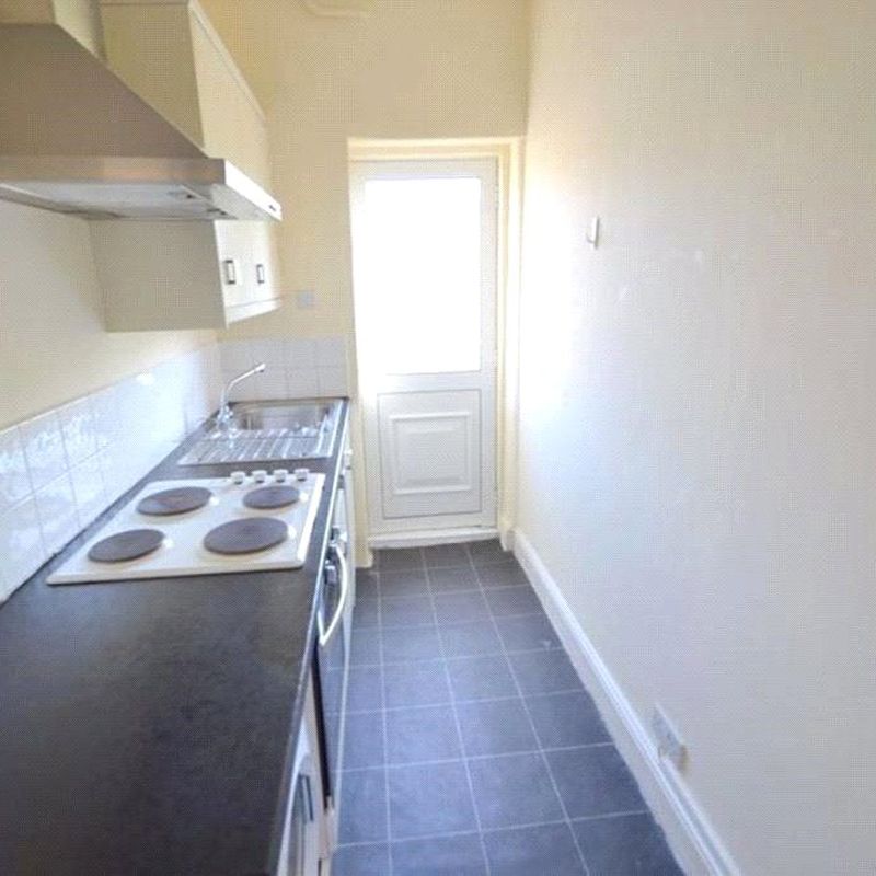 apartment for rent in High Road, London East Finchley