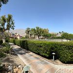 Rent 1 bedroom house of 65 m² in Palm Springs