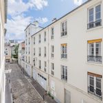 Rent a room of 30 m² in Niort