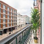 Rent 2 bedroom apartment of 129 m² in Lisboa