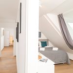 Miete 4 Schlafzimmer wohnung von 220 m² in Wien