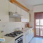 Affitto 6 camera appartamento di 170 m² in Catania