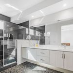 Rent 3 bedroom apartment of 226 m² in Oakland
