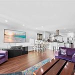 Rent 2 bedroom apartment of 167 m² in Laguna Beach