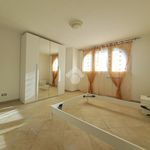 Rent 1 bedroom apartment of 107 m² in Roma