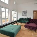 Miete 7 Schlafzimmer wohnung von 242 m² in Berlin