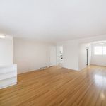 Rent 3 bedroom apartment of 104 m² in Calgary