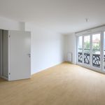 Rent 3 bedroom apartment of 64 m² in Aulnay-sous-Bois
