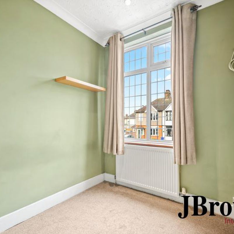 3 Bed Semi-detached house Rectory Road Grays RM17 - JBrown International Little Thurrock