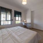 Rent a room of 128 m² in Valencia