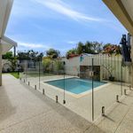 Rent 4 bedroom house of 684 m² in Perth