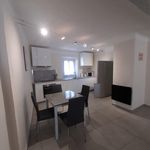 Rent 3 bedroom apartment of 77 m² in Garéoult