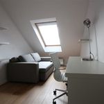 Appartement de 110 m² avec 3 chambre(s) en location à Ixelles