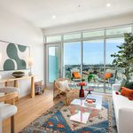 Rent 3 bedroom apartment of 166 m² in Long Beach