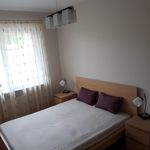 Wynajmij 2 sypialnię apartament z 55 m² w Łódź
