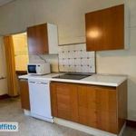 Affitto 3 camera appartamento di 100 m² in Costermano sul Garda