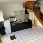 Rent 2 bedroom house of 61 m² in Pontivy