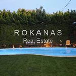 Rent 4 bedroom house of 300 m² in Πηγαδάκια