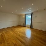 Rent 3 bedroom apartment in Portsmouth