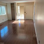 Rent 3 bedroom apartment of 101 m² in Fullerton