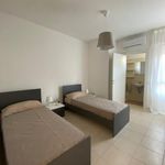 Rent a room of 94 m² in Padova